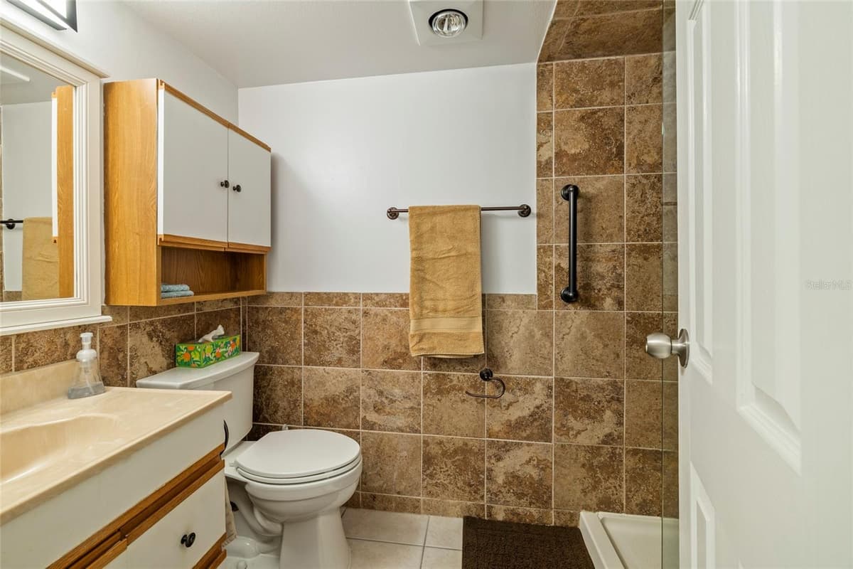 311 GARVIN STREET — photo 16 of 37