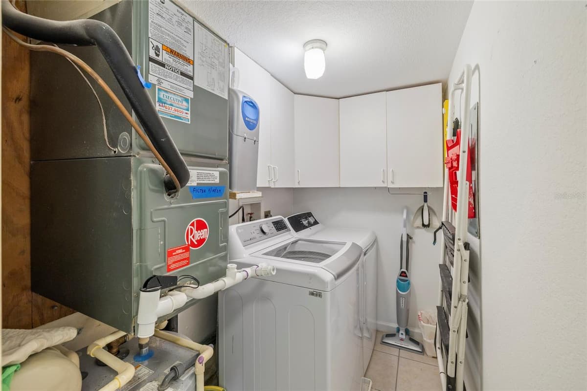 311 GARVIN STREET — photo 17 of 37