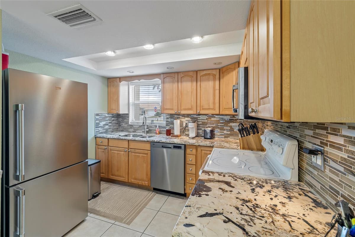311 GARVIN STREET — photo 3 of 37