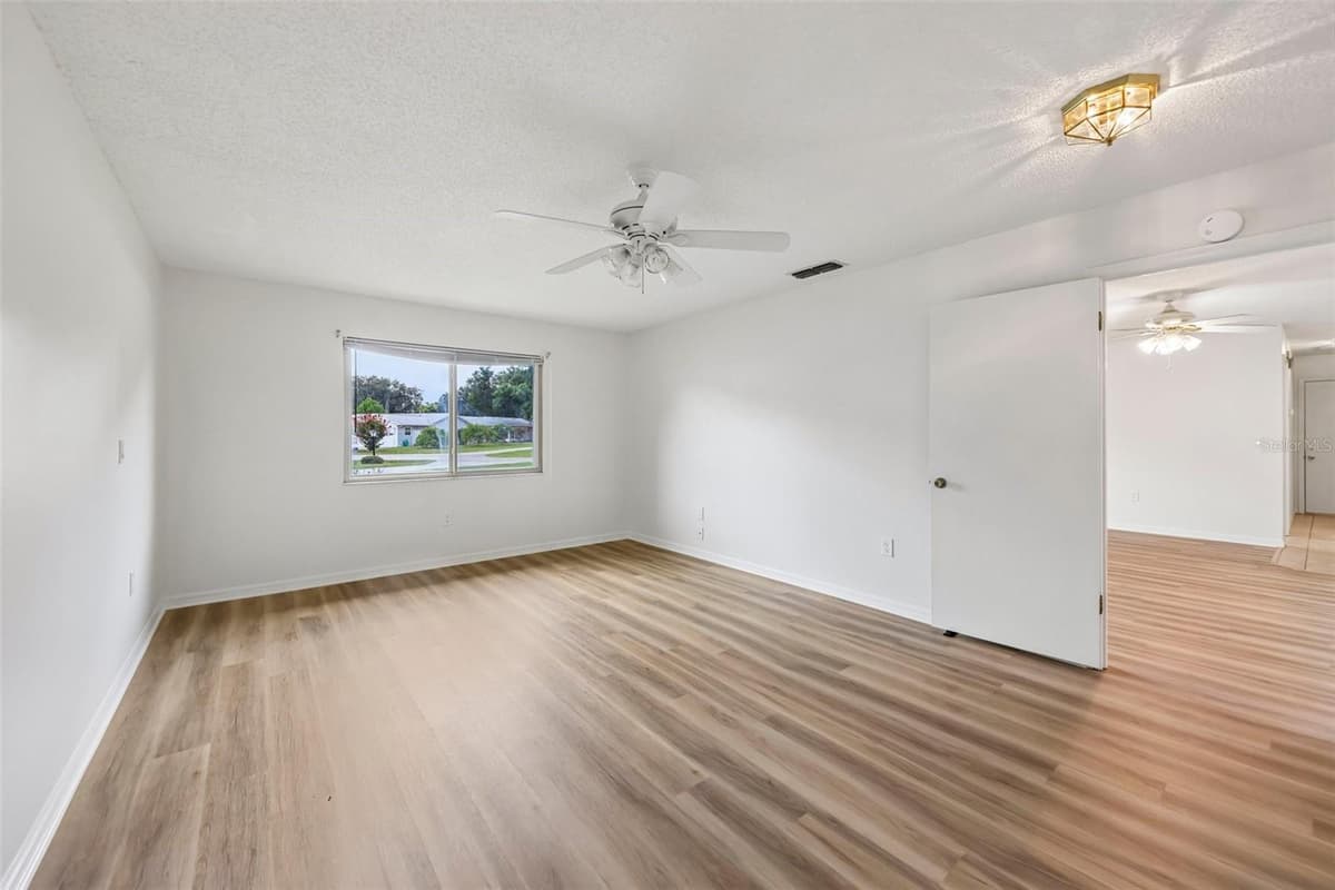 70 STONE HAVEN COURT — photo 24 of 45