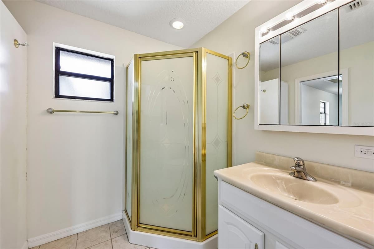 70 STONE HAVEN COURT — photo 29 of 45