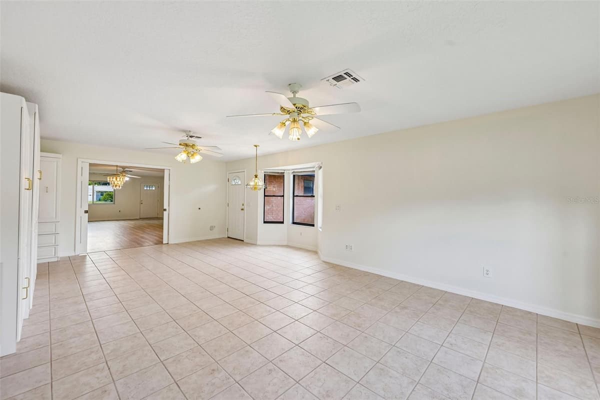 70 STONE HAVEN COURT — photo 21 of 45