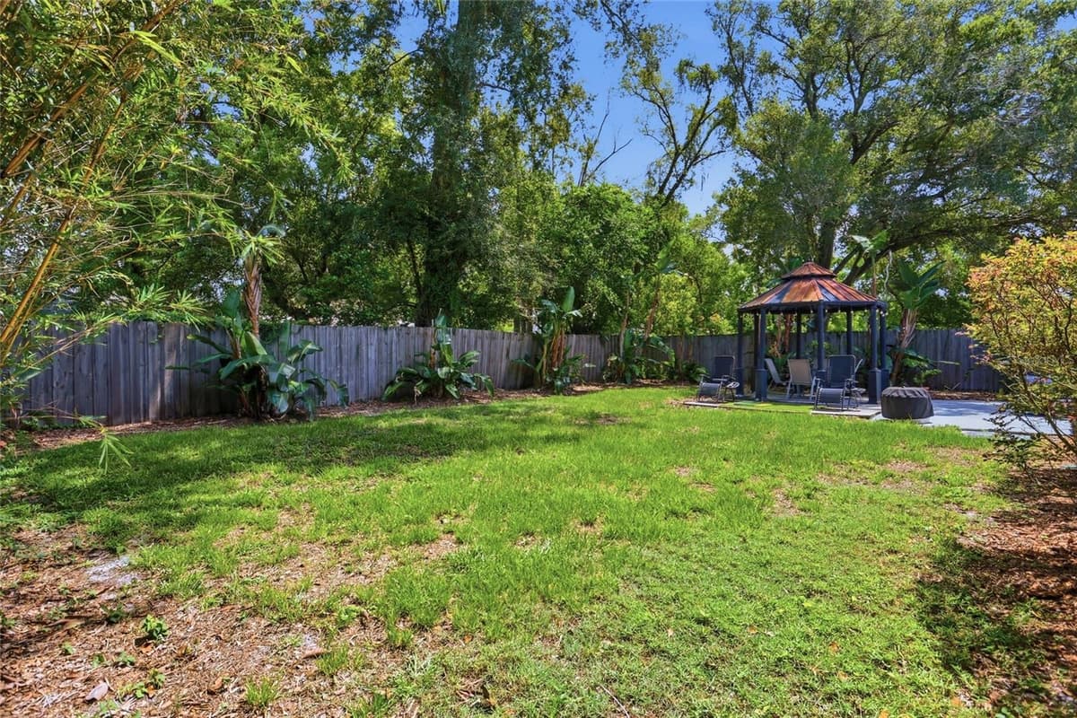 2901 PINE STREET — photo 35 of 37