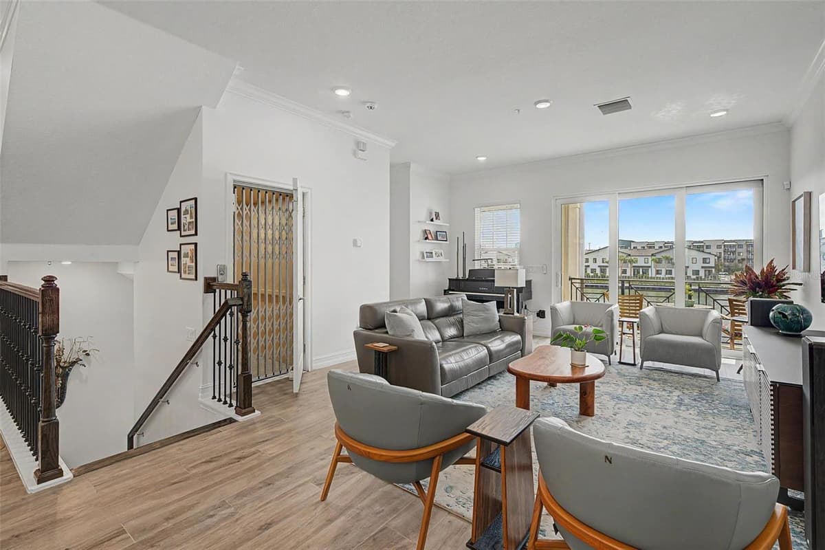 5351 BRIDGE STREET — photo 26 of 73
