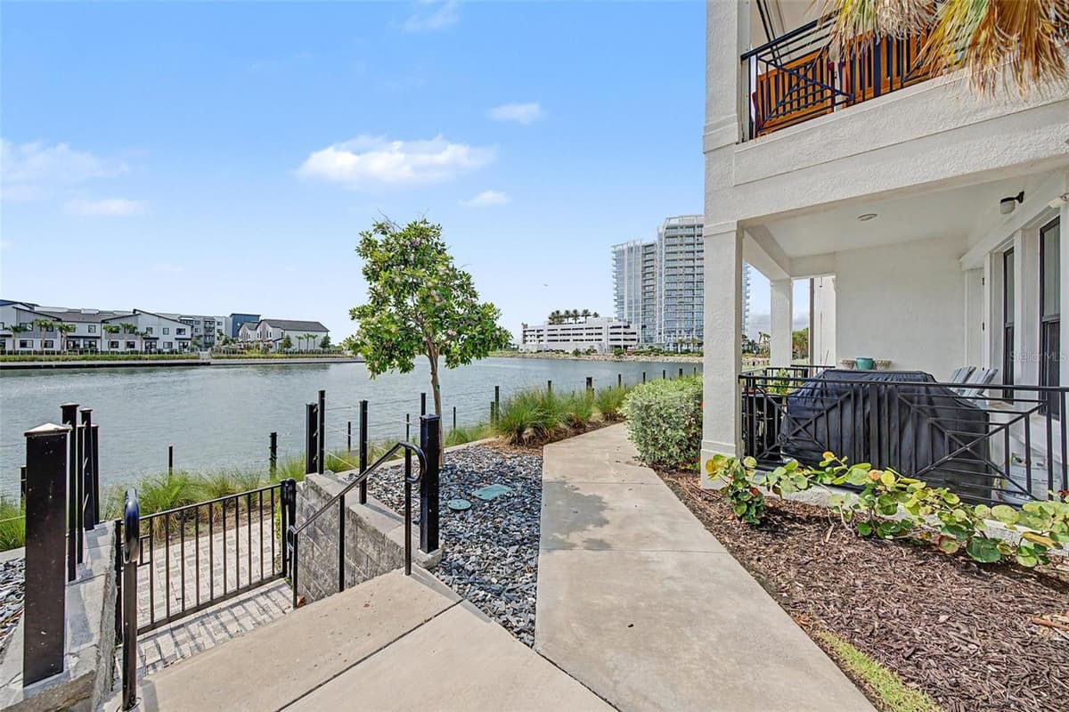 5351 BRIDGE STREET — photo 50 of 73