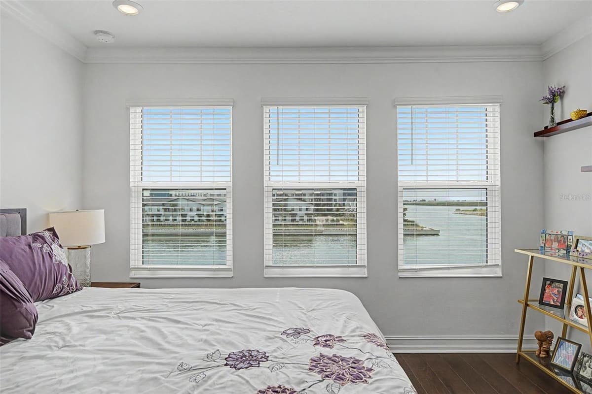 5351 BRIDGE STREET — photo 34 of 73