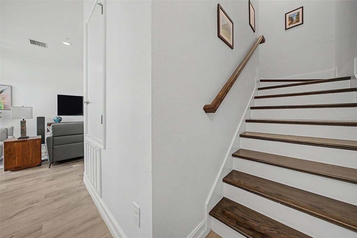 5351 BRIDGE STREET — photo 31 of 73