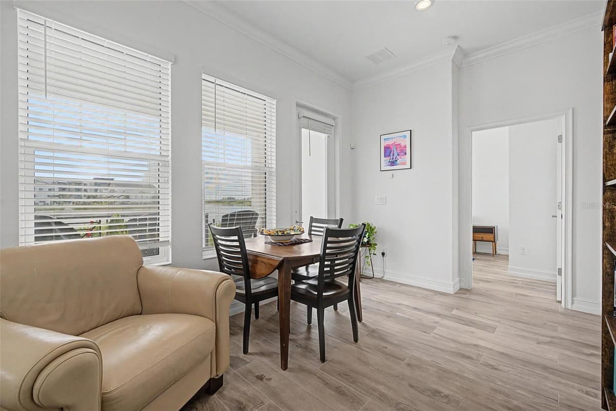 5351 BRIDGE STREET — photo 12 of 73