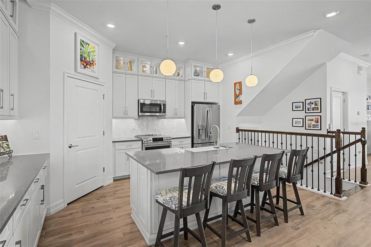 5351 BRIDGE STREET — photo 5 of 73