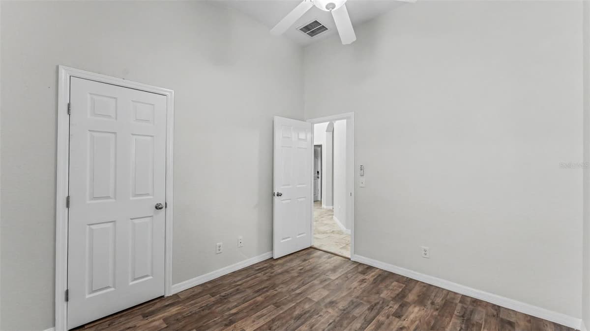 248 TOWERVIEW DRIVE — photo 9 of 16