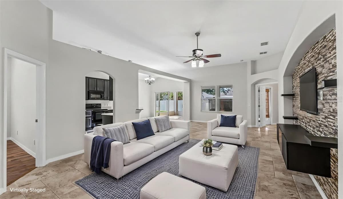 248 TOWERVIEW DRIVE — photo 2 of 16