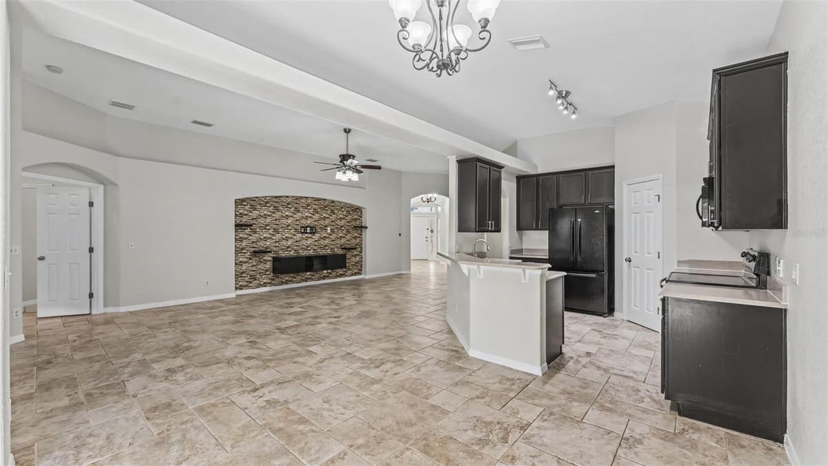248 TOWERVIEW DRIVE — photo 5 of 16