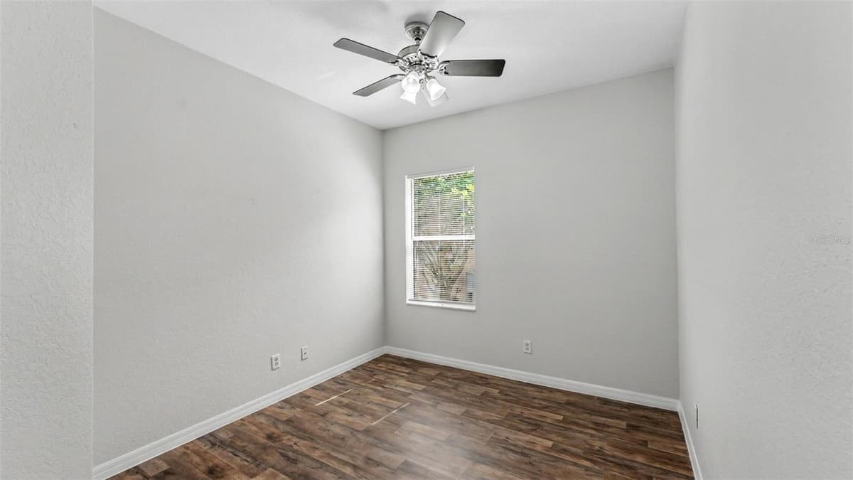 248 TOWERVIEW DRIVE — photo 10 of 16