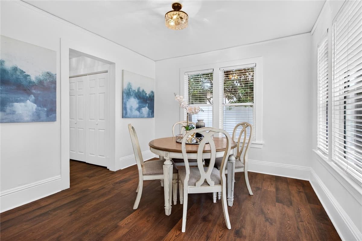 1811 SANFORD AVENUE — photo 9 of 46