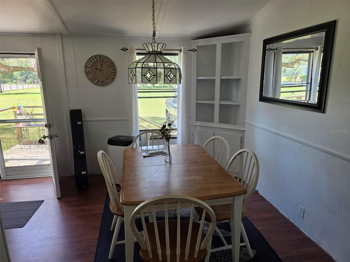26 SAPP STREET — photo 3 of 9