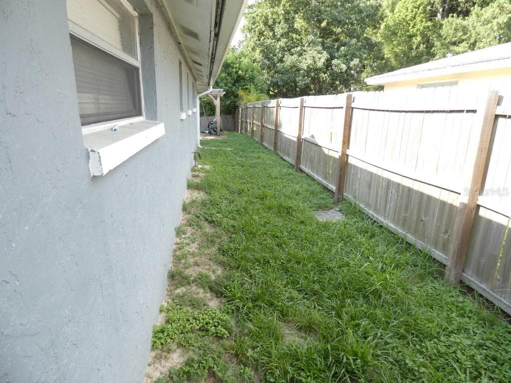 6705 ALBEMARLE PARKWAY — photo 42 of 47