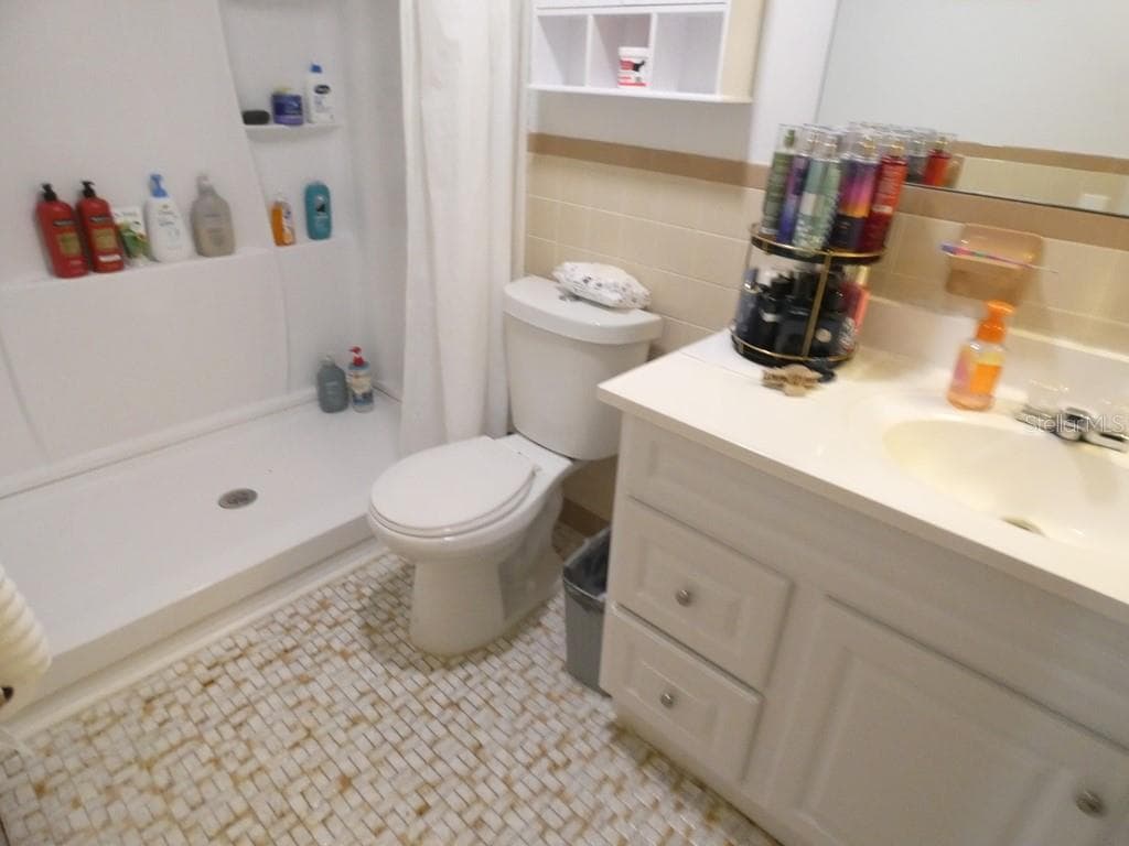 6705 ALBEMARLE PARKWAY — photo 39 of 47