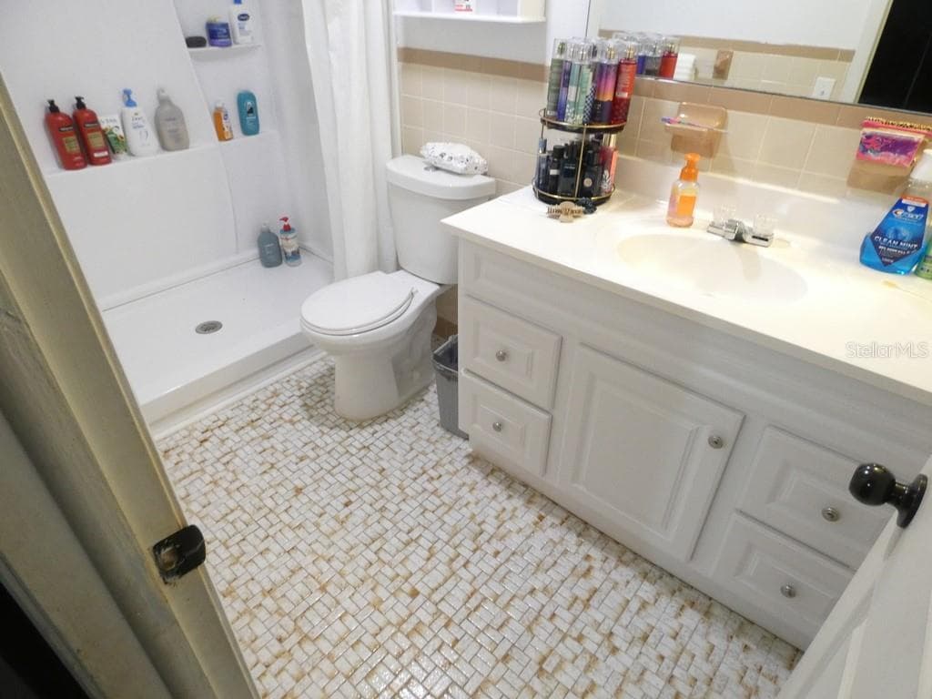 6705 ALBEMARLE PARKWAY — photo 28 of 47