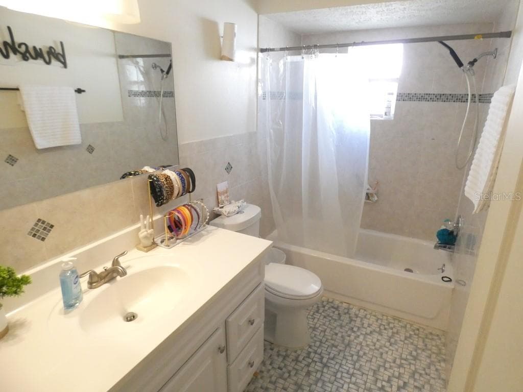 6705 ALBEMARLE PARKWAY — photo 40 of 47