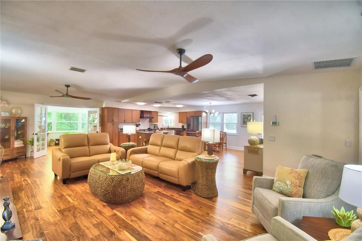 4789 SQUIRE HOLLOW DRIVE — photo 29 of 71