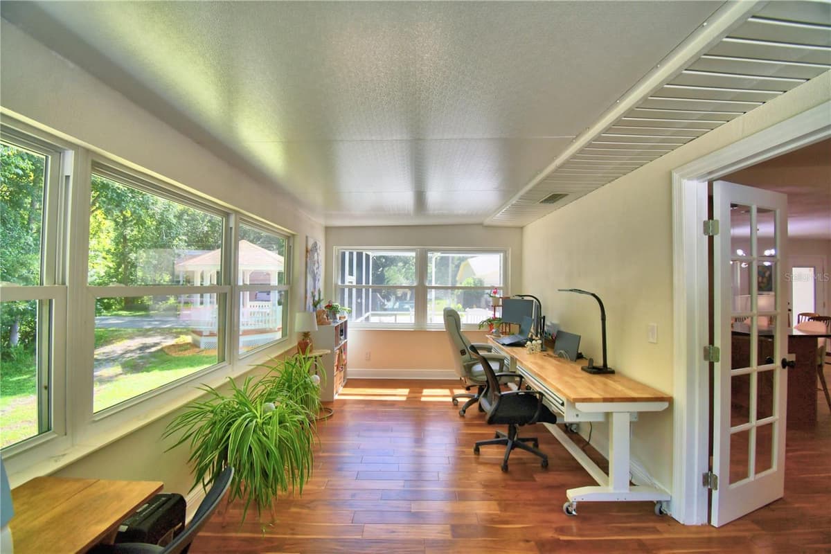 4789 SQUIRE HOLLOW DRIVE — photo 35 of 71