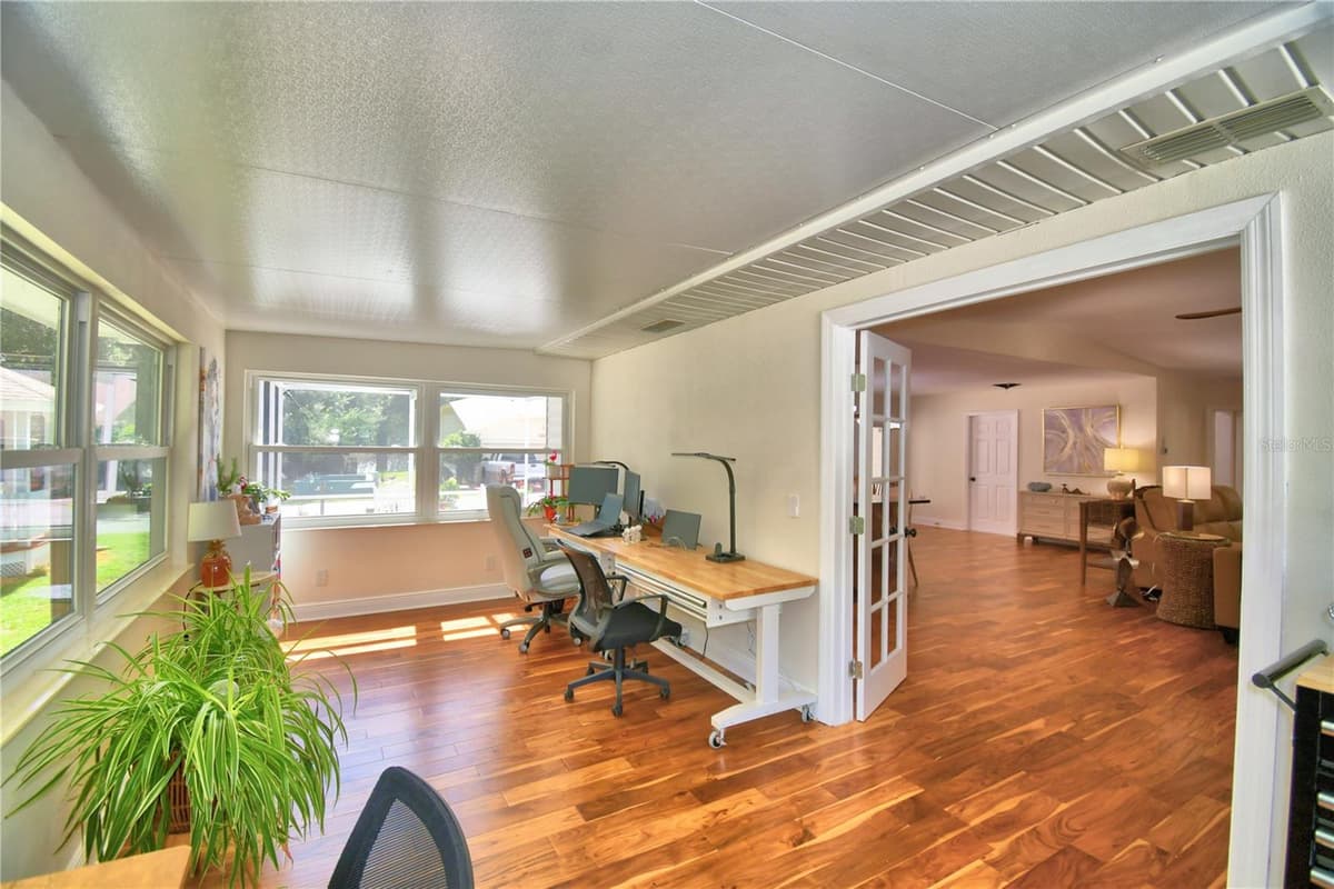 4789 SQUIRE HOLLOW DRIVE — photo 36 of 71