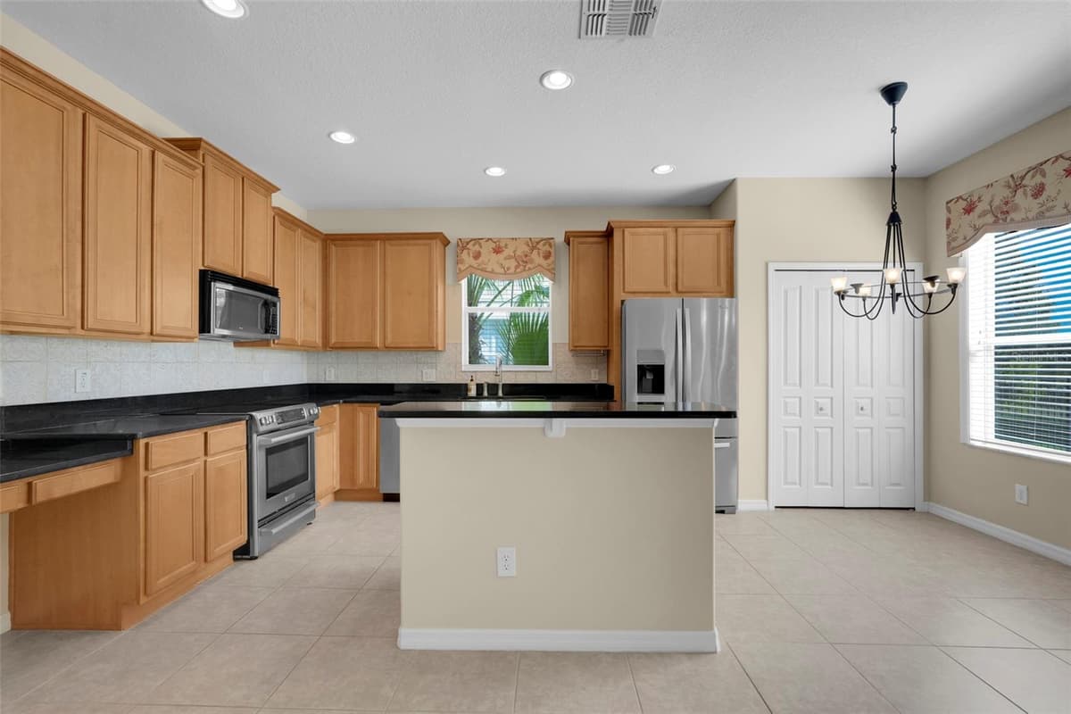 33519 TERRAGONA DRIVE — photo 20 of 67