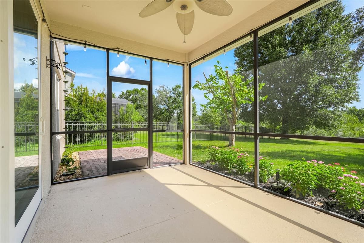33519 TERRAGONA DRIVE — photo 45 of 67