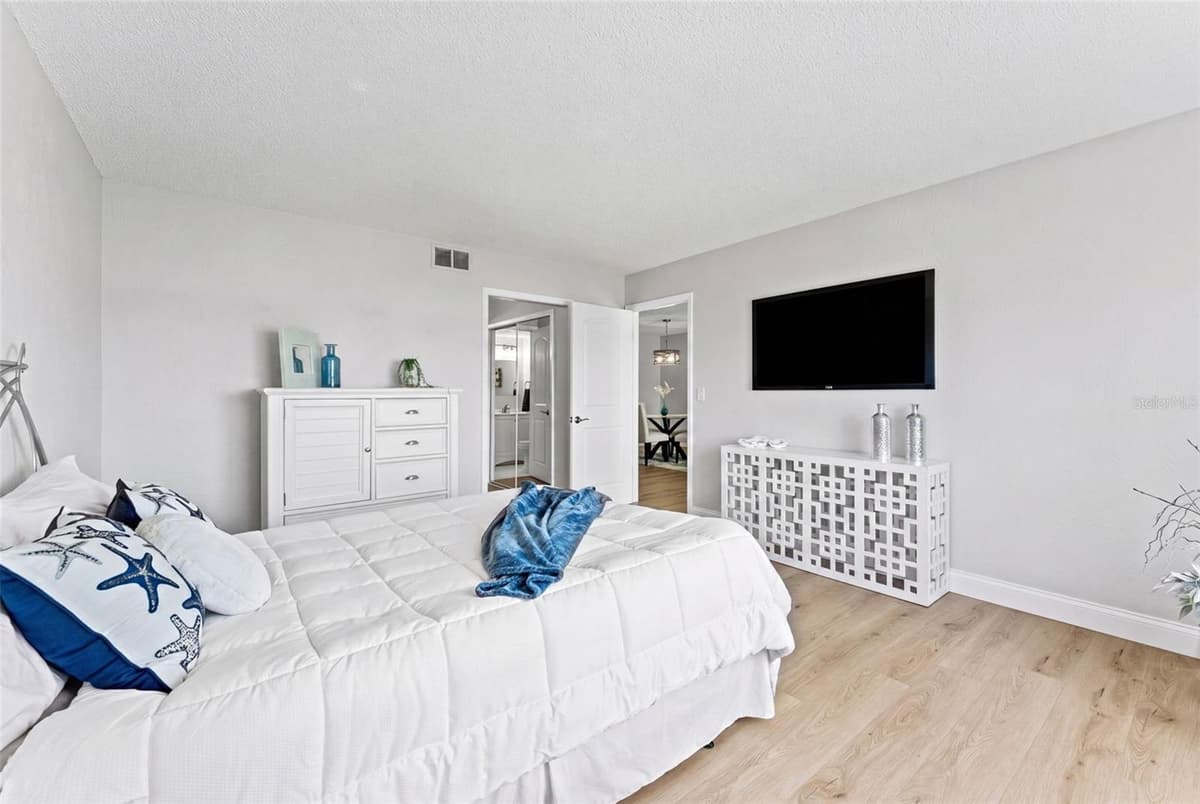 3606 PENINSULA DRIVE — photo 18 of 42