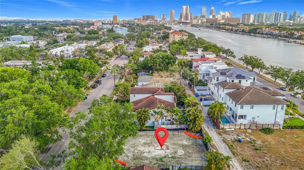 329 COLUMBIA DRIVE — photo 4 of 12