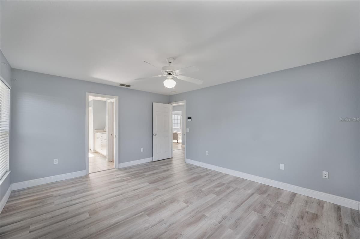 6059 HILLSIDE HEIGHTS DRIVE — photo 12 of 38