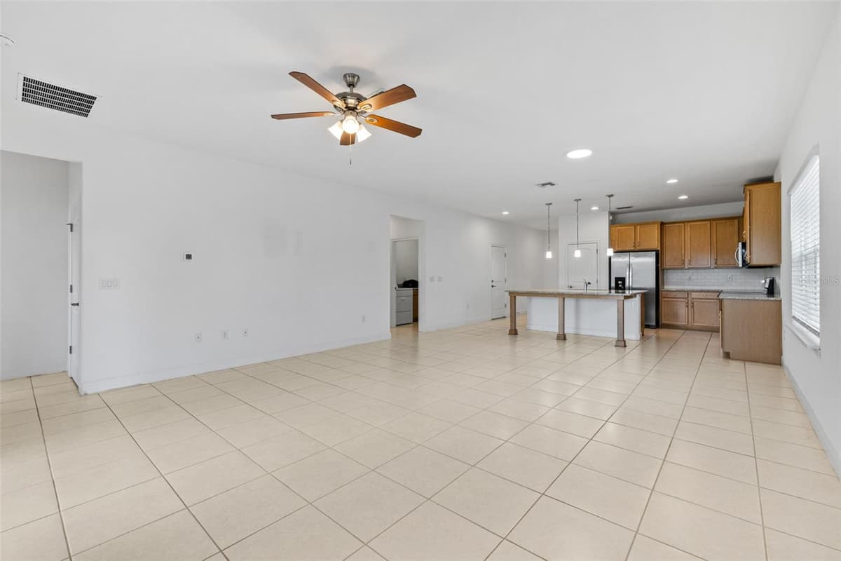 5303 CALADESI — photo 15 of 48