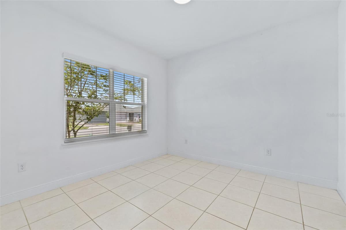 5303 CALADESI — photo 7 of 48