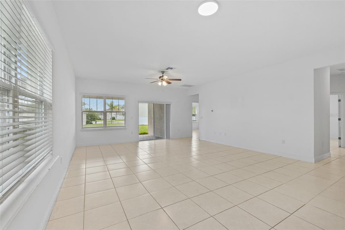 5303 CALADESI — photo 16 of 48