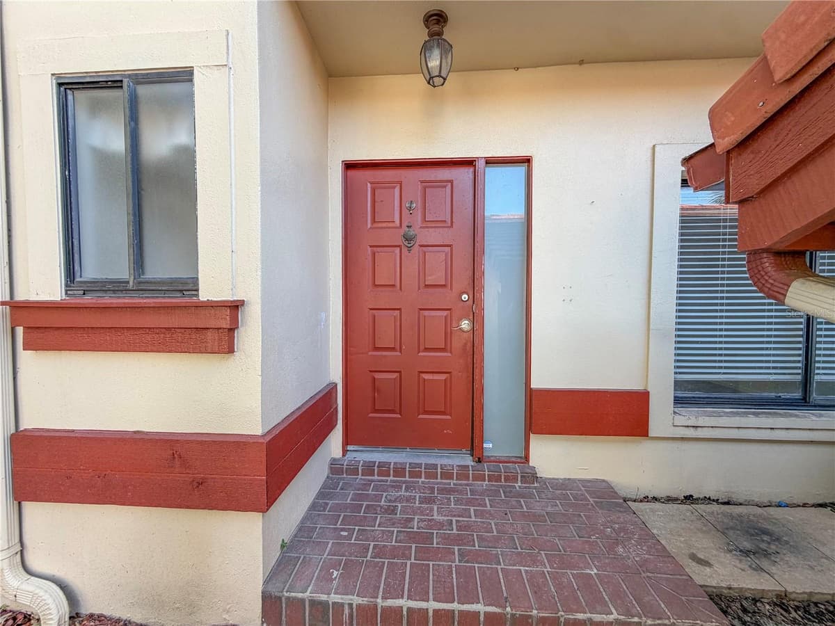 3460 COUNTRYSIDE BOULEVARD — photo 2 of 22
