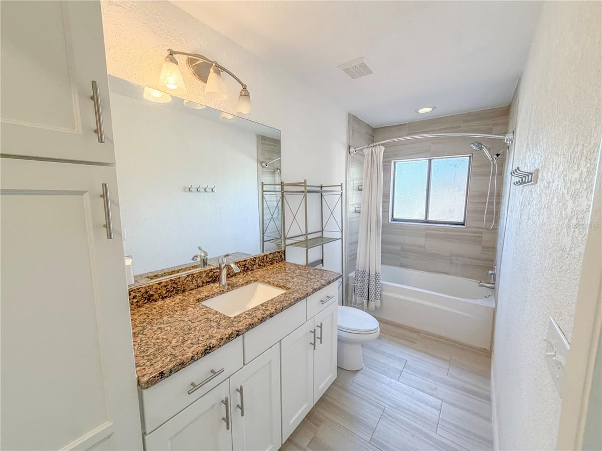 3460 COUNTRYSIDE BOULEVARD — photo 10 of 22