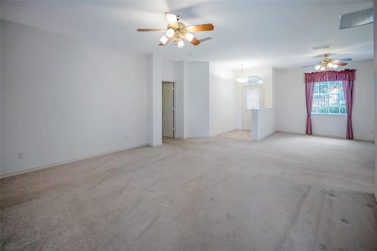 9548 90TH STREET — photo 8 of 51