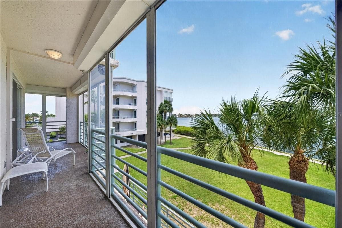 8001 SAILBOAT KEY BOULEVARD — photo 36 of 97