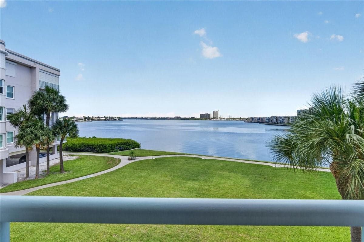 8001 SAILBOAT KEY BOULEVARD — photo 33 of 97