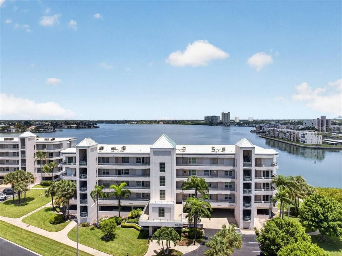 8001 SAILBOAT KEY BOULEVARD — photo 82 of 97