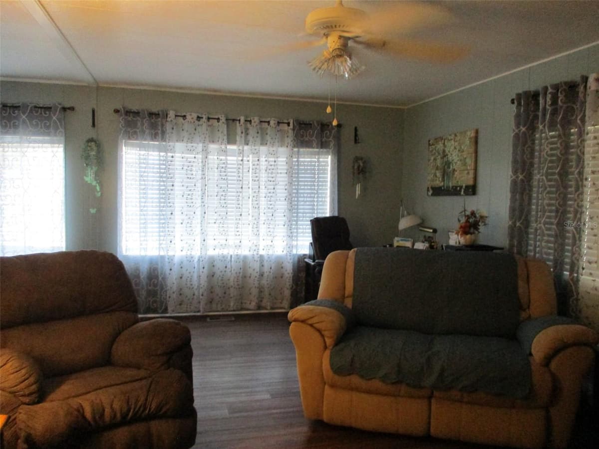 38536 CONE DRIVE — photo 9 of 29