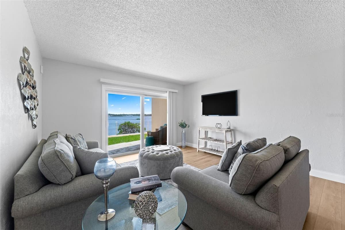 3606 PENINSULA DRIVE — photo 18 of 49