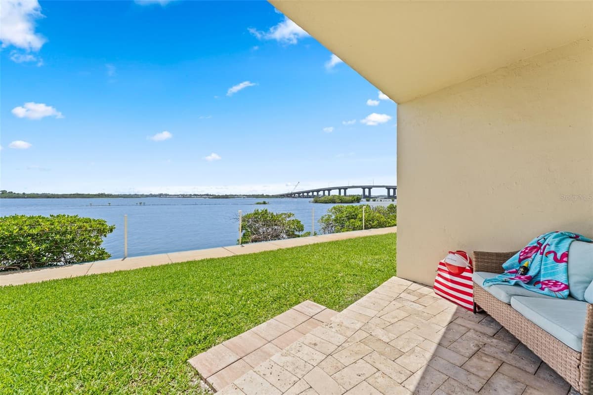 3606 PENINSULA DRIVE — photo 3 of 49