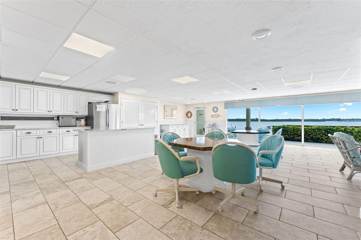 3606 PENINSULA DRIVE — photo 34 of 49