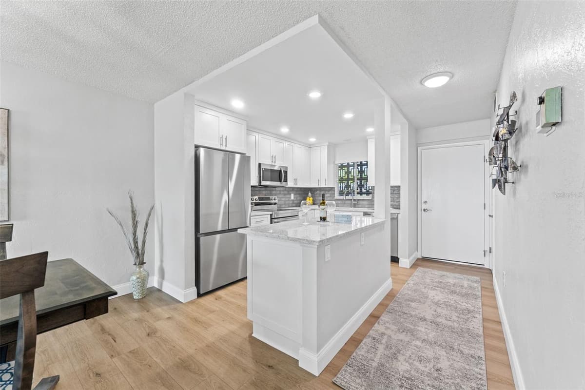 3606 PENINSULA DRIVE — photo 8 of 49