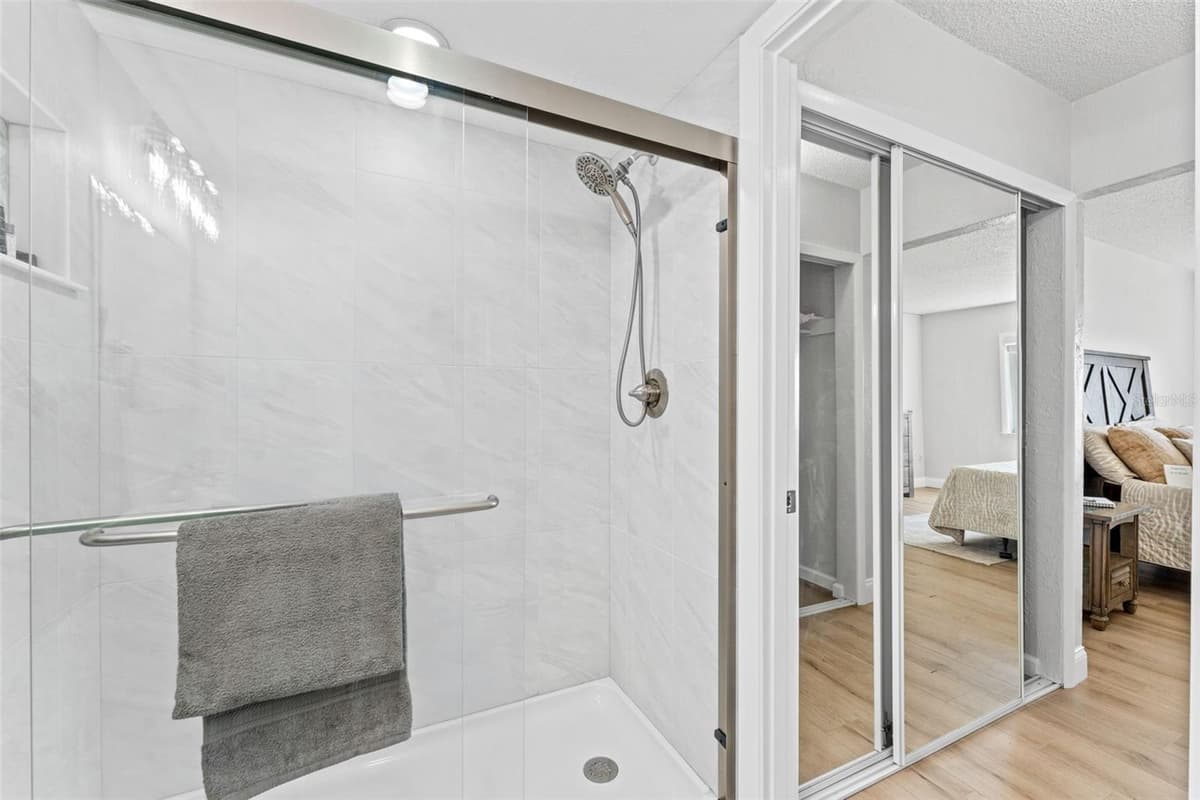3606 PENINSULA DRIVE — photo 26 of 49