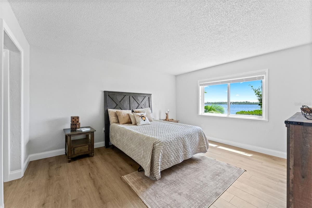 3606 PENINSULA DRIVE — photo 21 of 49