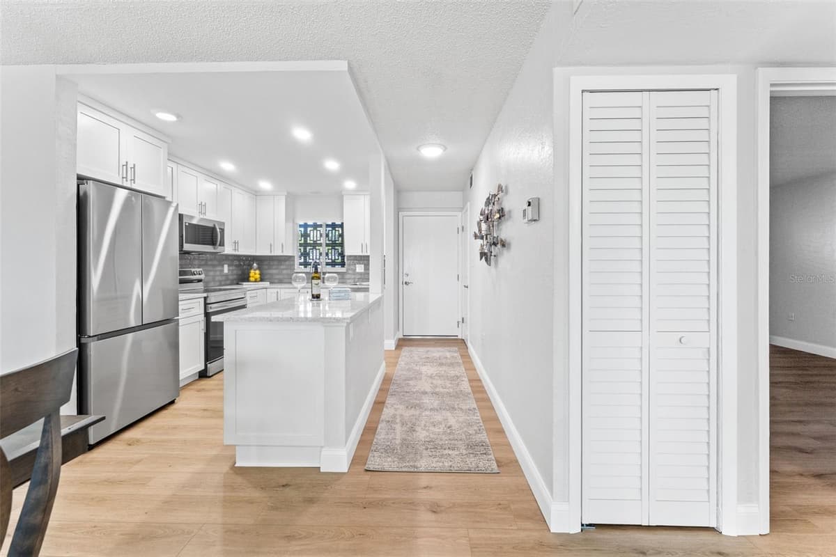3606 PENINSULA DRIVE — photo 7 of 49