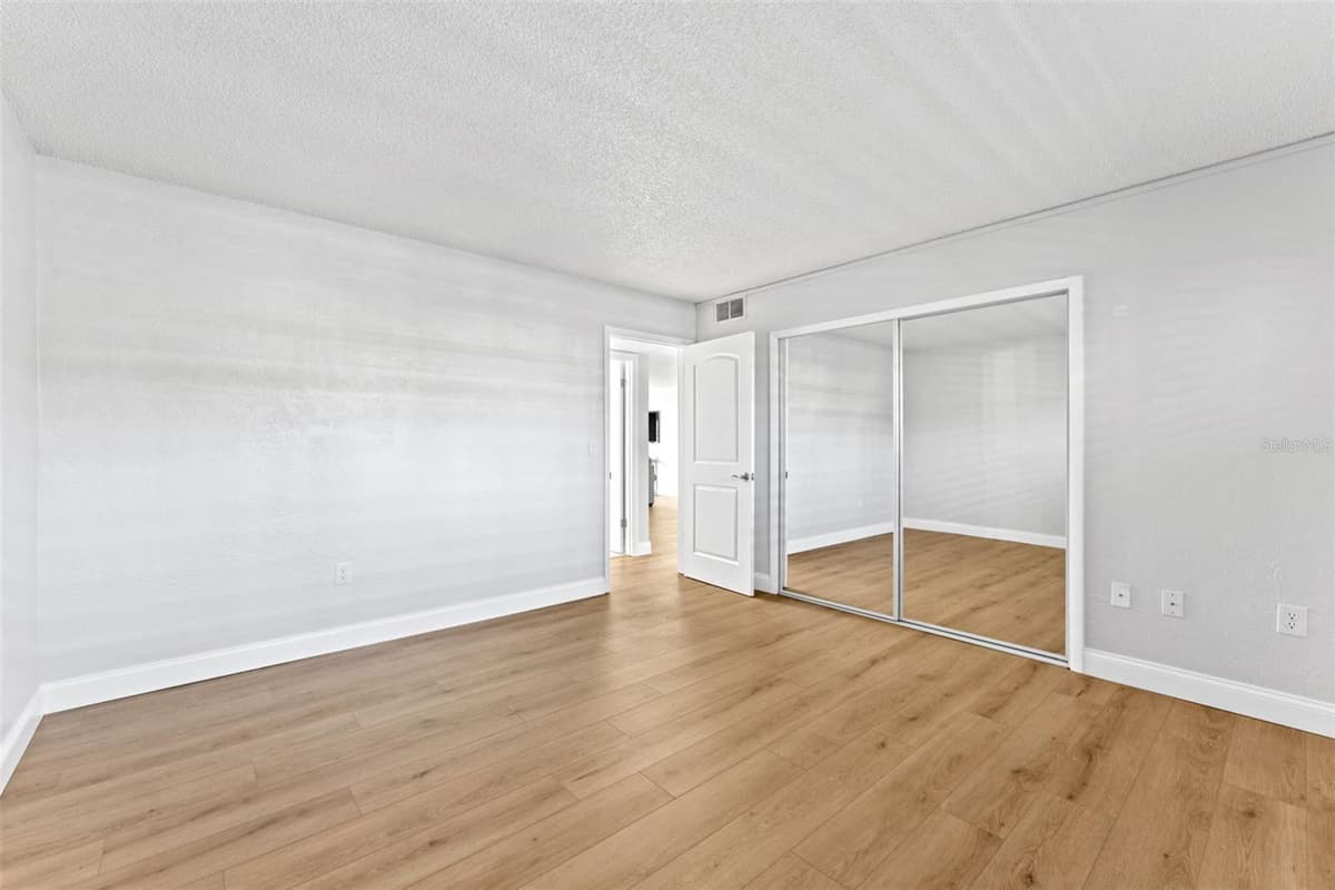 3606 PENINSULA DRIVE — photo 28 of 49