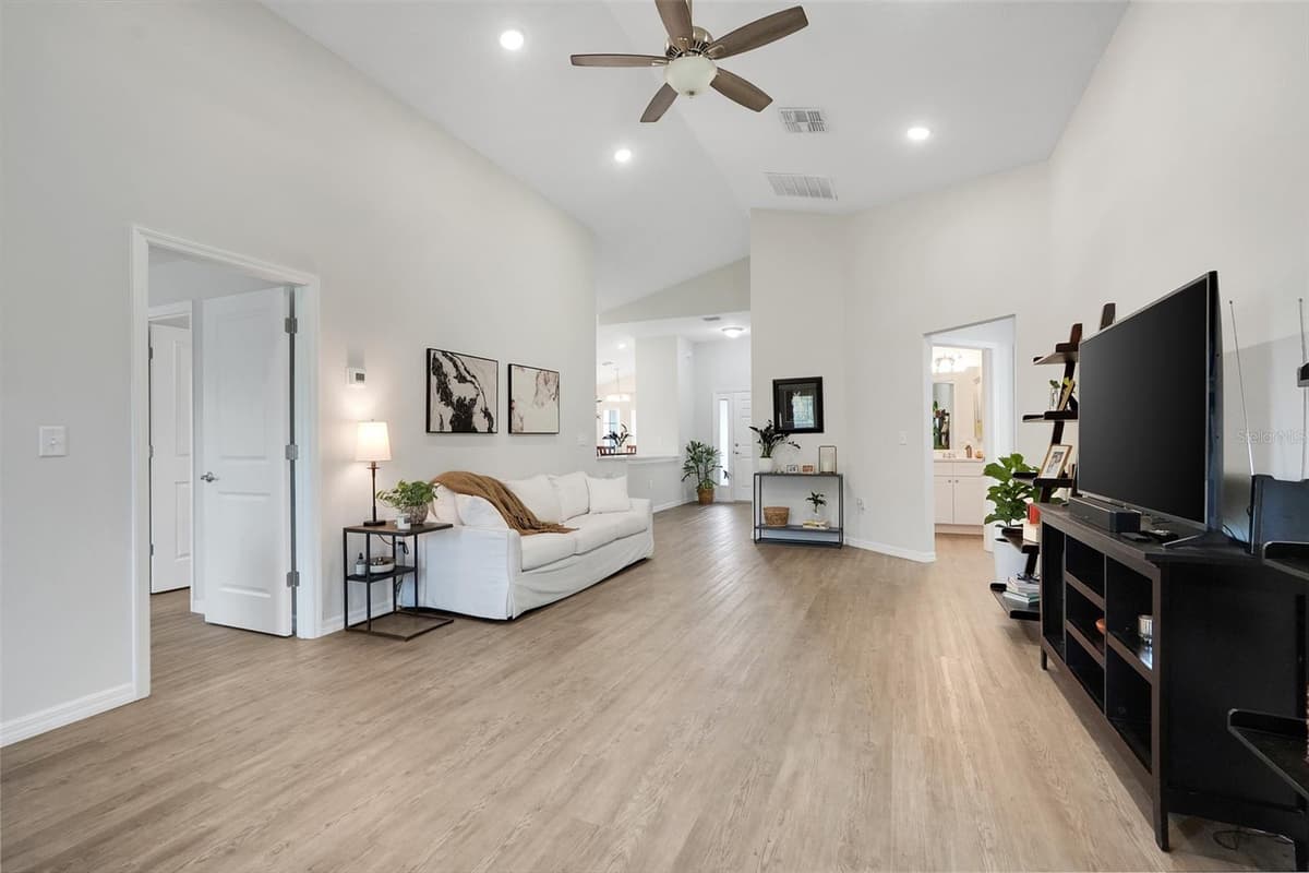 3050 SUNSCAPE TERRACE — photo 18 of 45